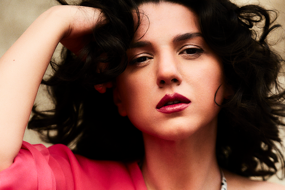 Khatia Buniatishvili's Instagram, Twitter & Facebook On IDCrawl